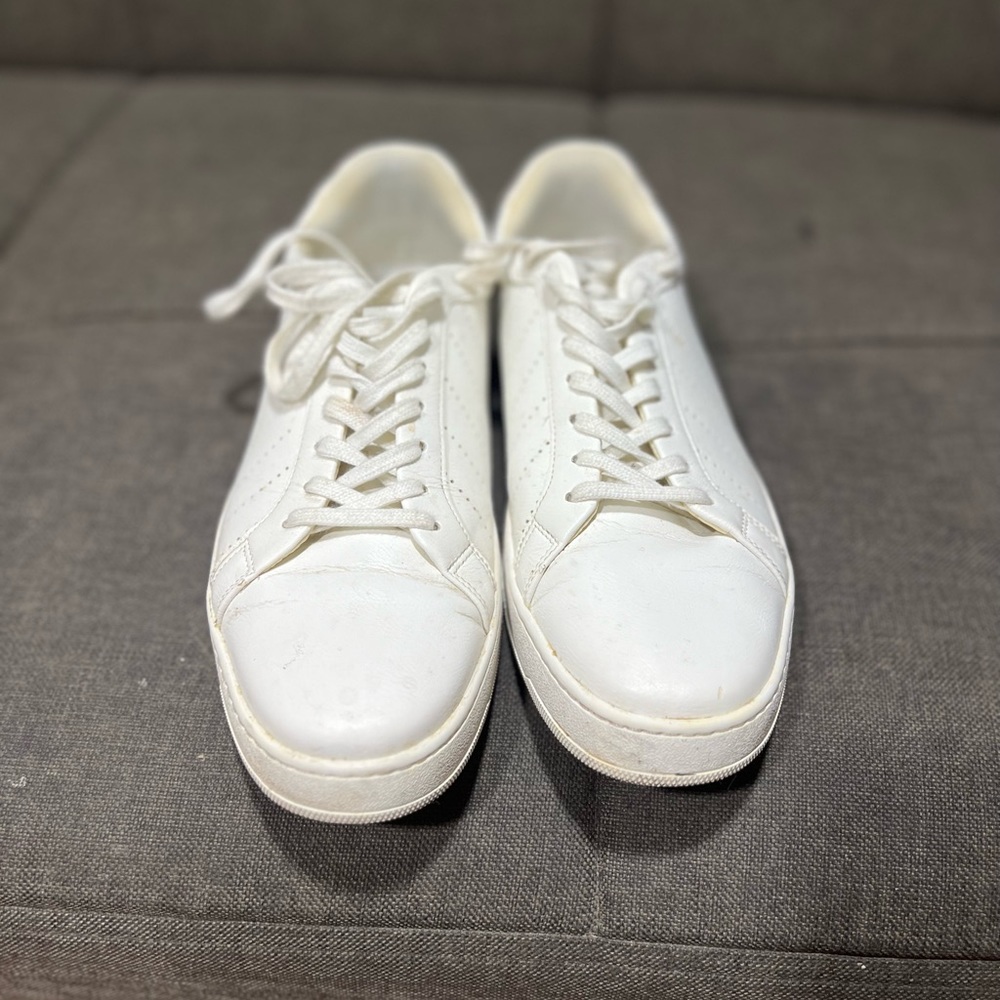 Aldo - Picture 1 of 4